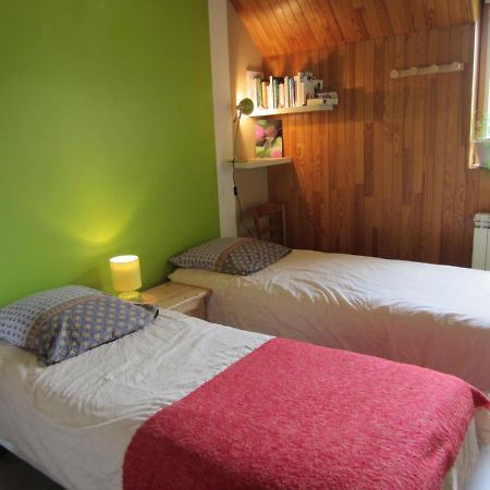 Chez Cat Et Christophe , Chambre Calme Et Lumineuse Chez L'Habitant Avec Vue Гийестр Экстерьер фото