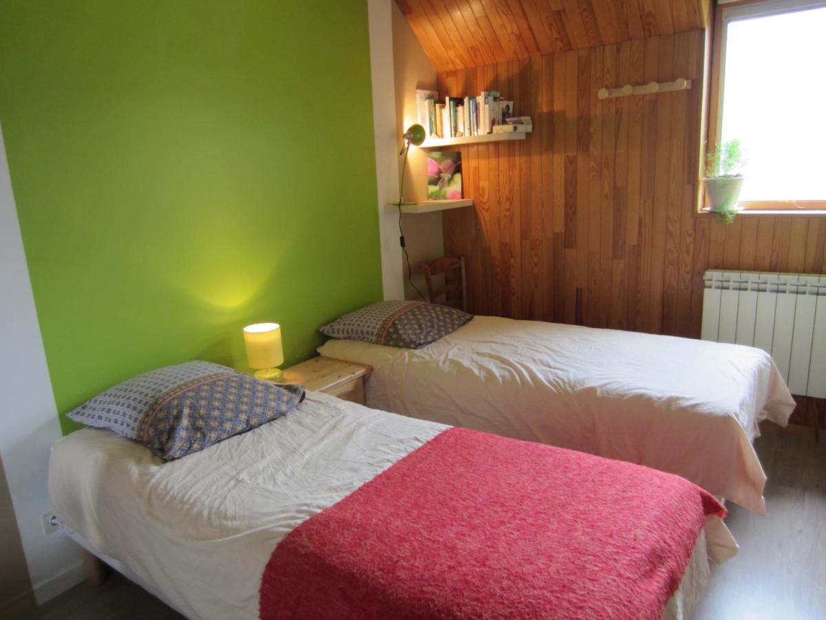 Chez Cat Et Christophe , Chambre Calme Et Lumineuse Chez L'Habitant Avec Vue Гийестр Экстерьер фото