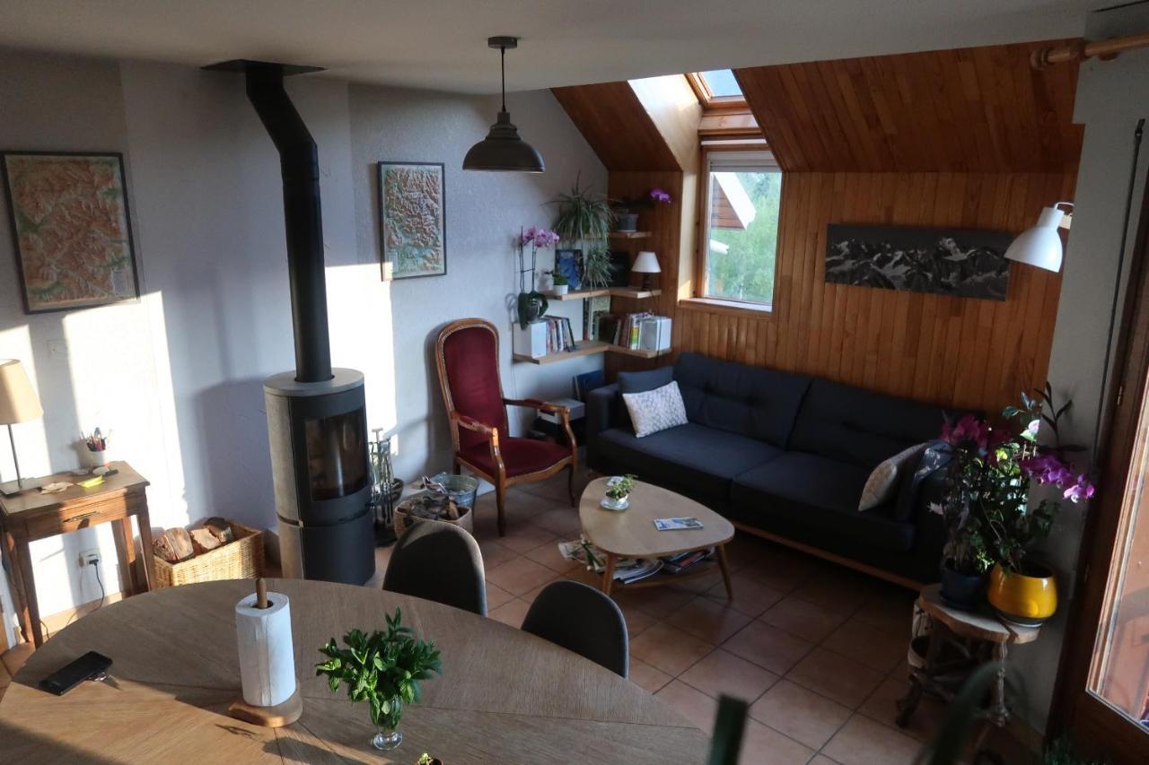 Chez Cat Et Christophe , Chambre Calme Et Lumineuse Chez L'Habitant Avec Vue Гийестр Экстерьер фото